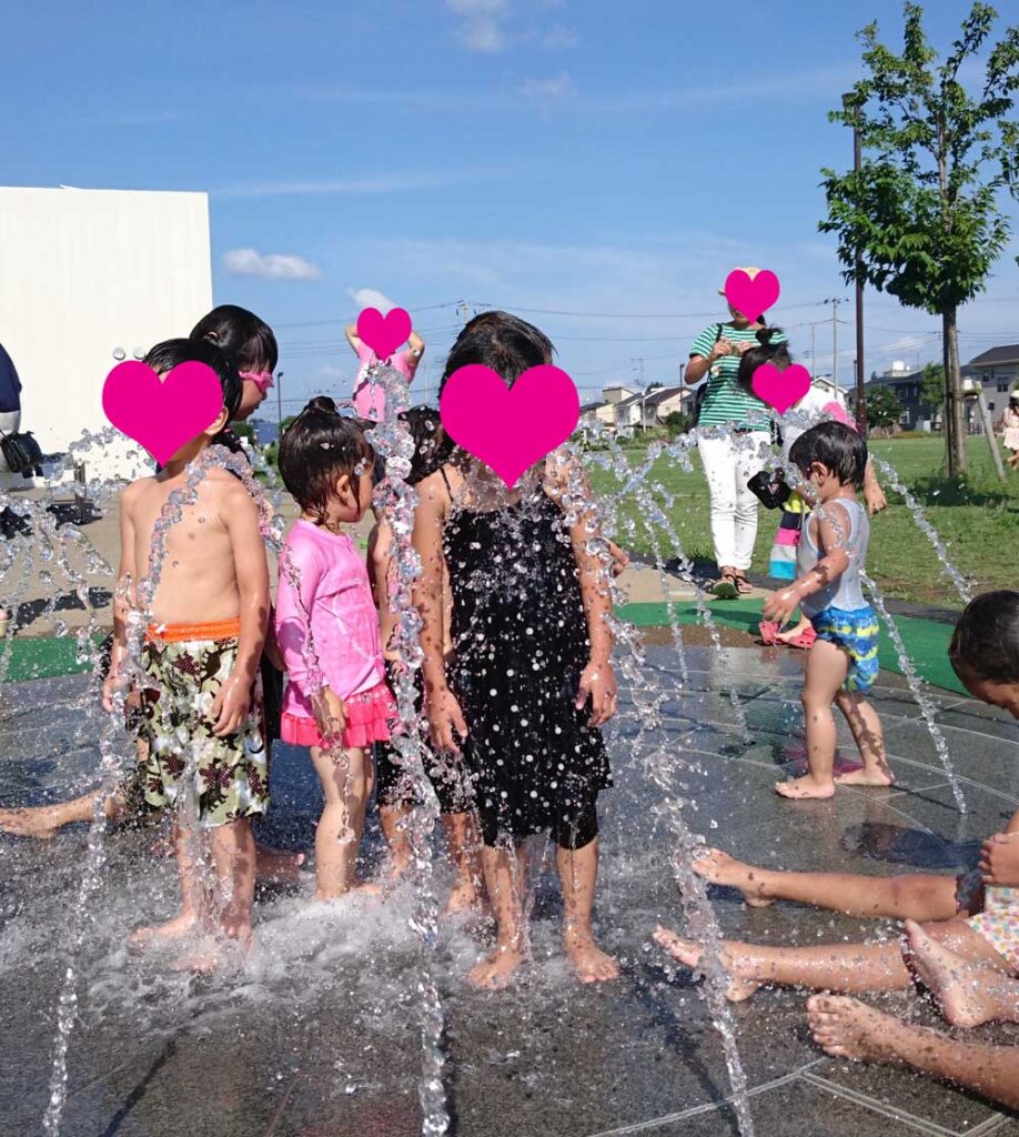 【流山／近郊】無料で水遊びできる場所－子連れ！近場でお手軽！じゃぶじゃぶ池 噴水：ピアラシティ中央公園（三郷）