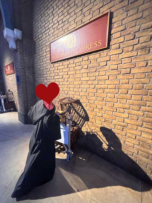 としまえん跡地ハリーポッタースタジオツアー:9と3/4番線