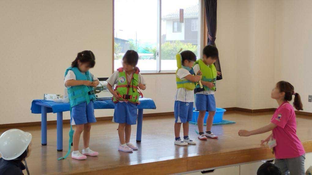 【水難事故防止】学校の水泳授業代替・ライフジャケットレンタルのAQUA SALUS：ライフジャケット体験会