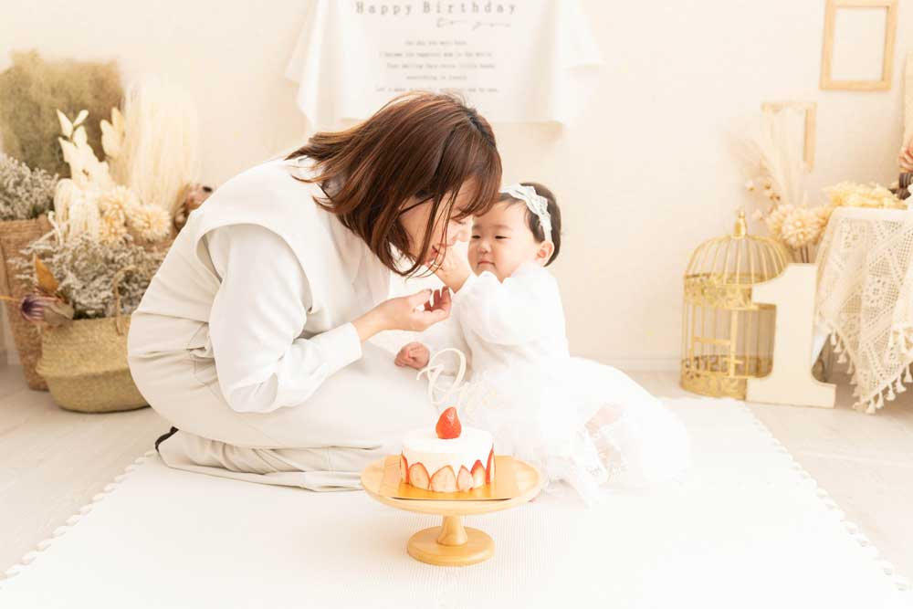 【流山のおうちフォトスタジオ】家族の絆をカタチに｜バースデーフォトから成長記録まで｜えがおのわの作品